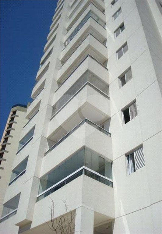 Apartamento Condominio Clube em Pinheiros com 90 m² Útil com 3 dormitórios sendo 1 suíte com 1 Vagas