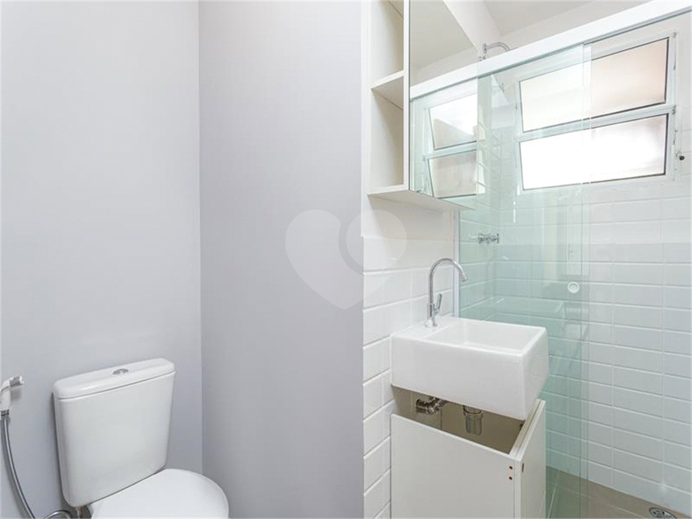 Apartamento à venda com 4 quartos, sendo 2 suítes, em Pinheiros, São Paulo, SP