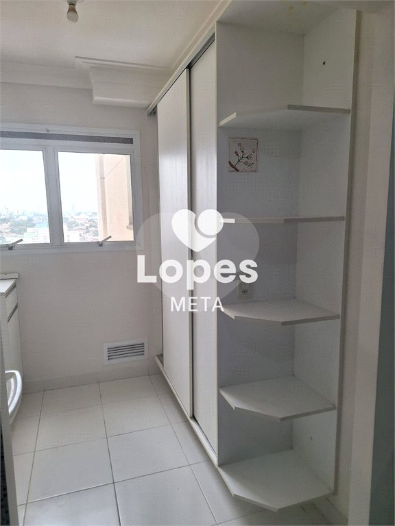 Apartamento à venda com 3 quartos, sendo 1 suíte, em Vila Industrial, São José dos Campos, SP