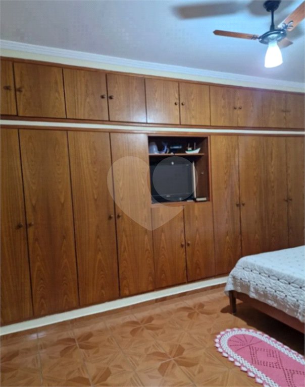 Casa à venda com 3 quartos, sendo 2 suítes, em Parque Residencial Cidade Universitária, Ribeirão Preto, SP