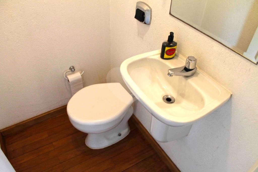 Casa à venda com 3 quartos, sendo 1 suíte, em Guarapiranga, São Paulo, SP