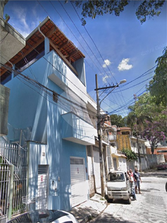 Sobrado à venda com 3 quartos, sendo 1 suíte, em Parque Ramos Freitas, São Paulo, SP