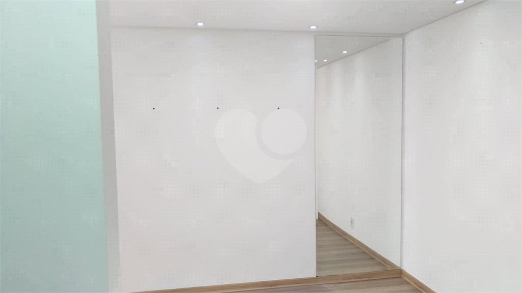 Apartamento à venda com 3 quartos, sendo 1 suíte,  em Vila Caraguatá, São Paulo, SP
