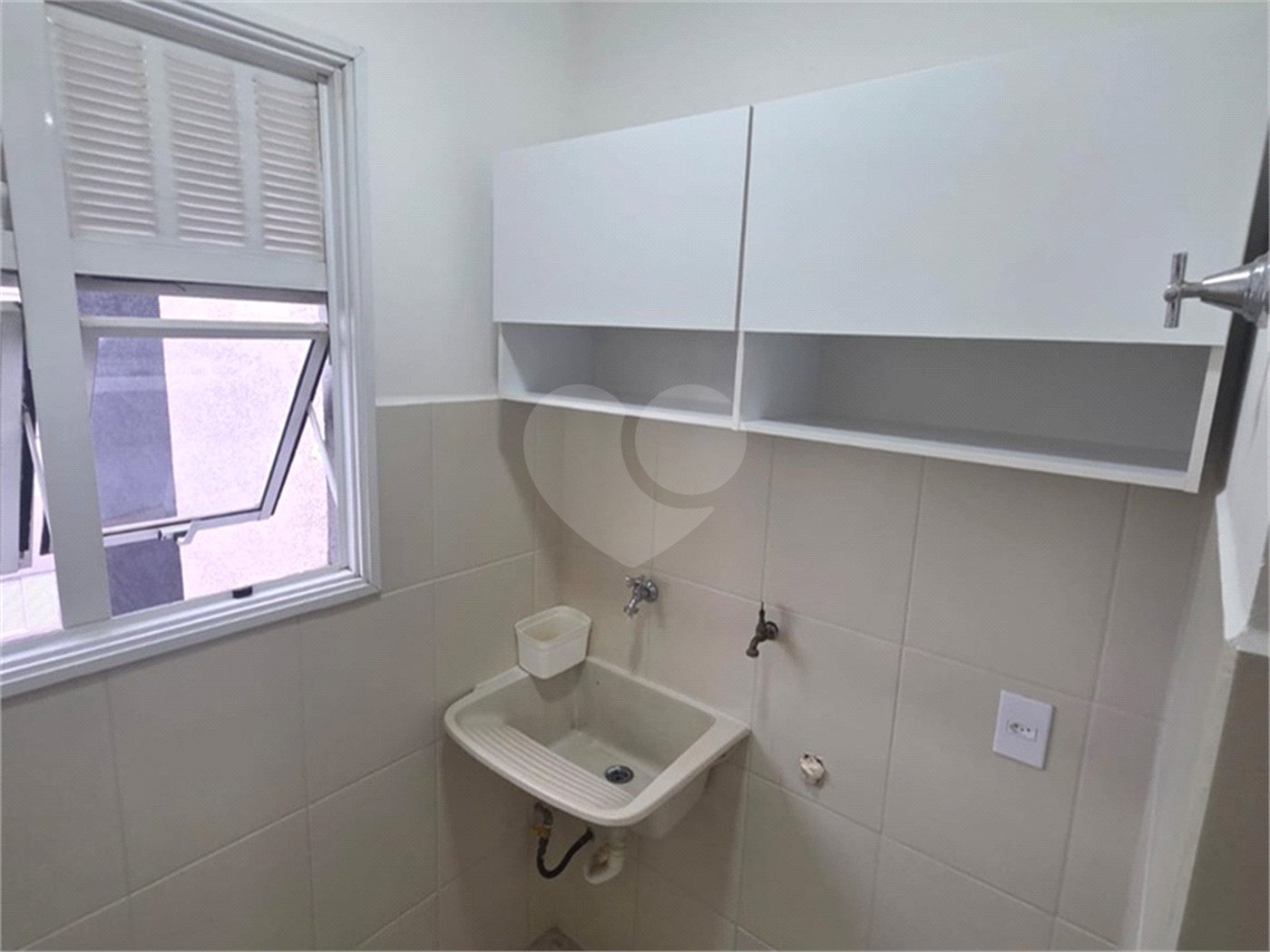 Apartamento à venda com 2 quartos em Vila Fiori, Sorocaba, SP