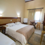 Hotel à venda com 15 quartos, sendo 4 suítes,  no Centro (canguera), São Roque, SP