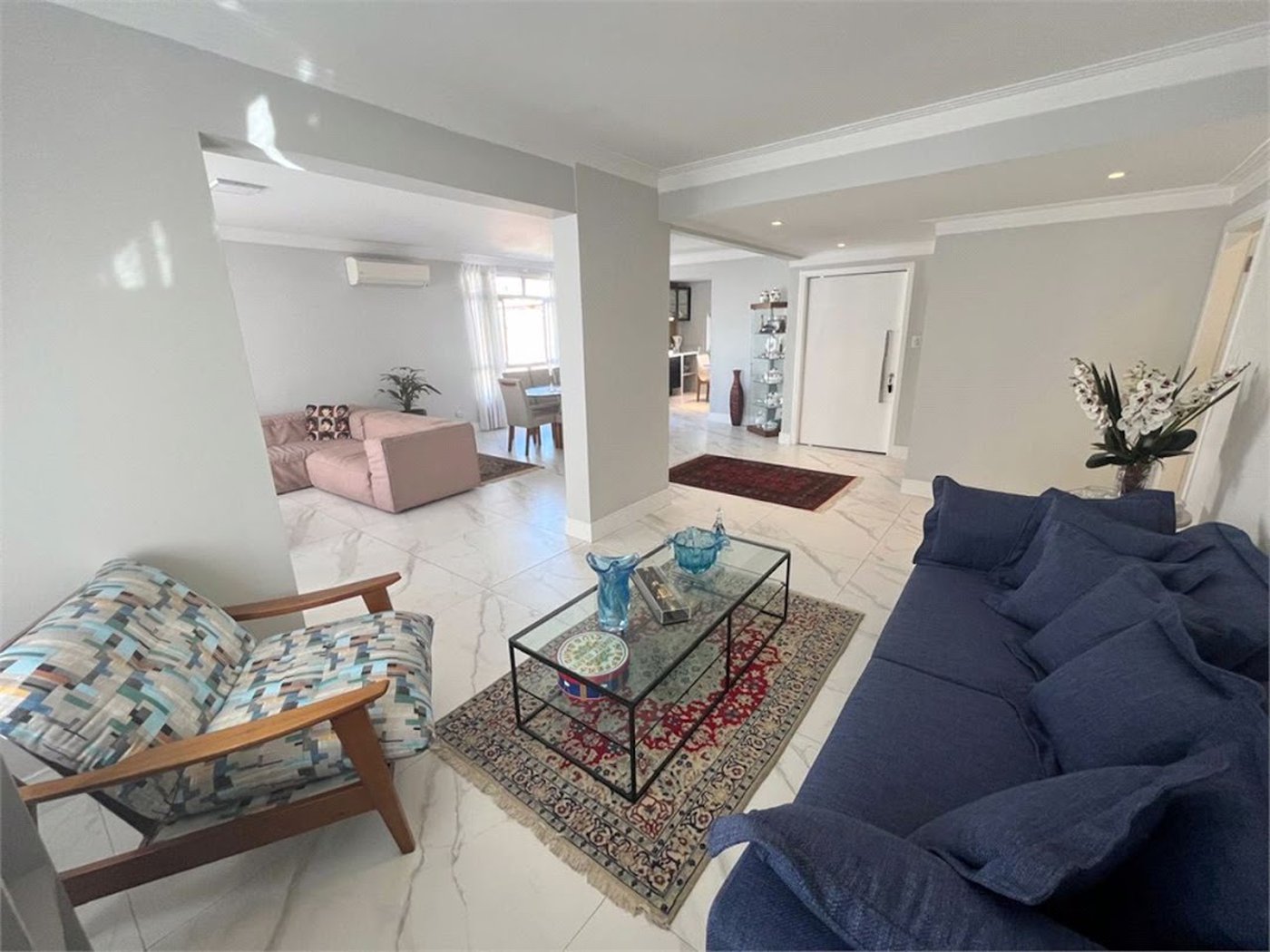 Apartamento Residencial à venda, Gonzaga, Santos - AP0199.