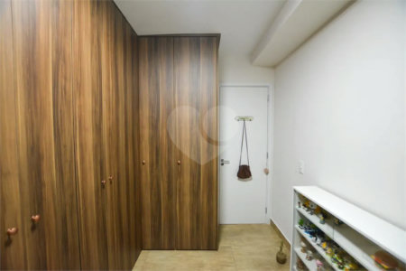 Apartamento à venda com 2 quartos, sendo 1 suíte, em Ferreira, São Paulo, SP
