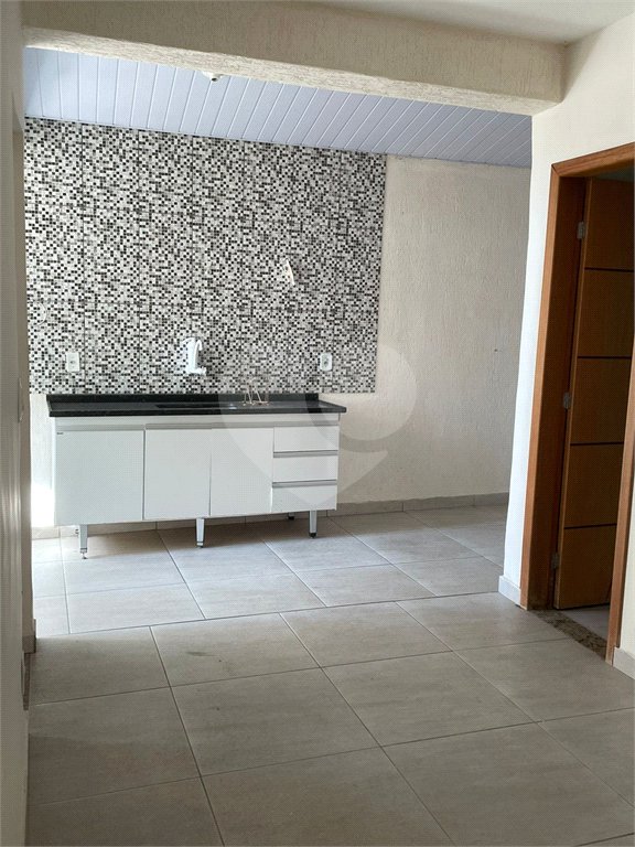 Casa à venda com 6 quartos, sendo 2 suítes, em Novo Eldorado, Contagem, MG