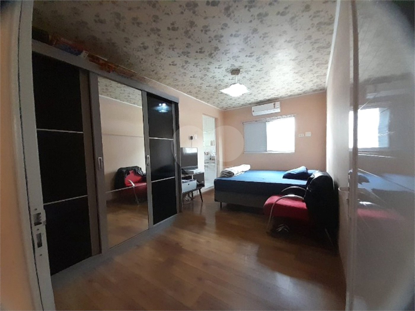 Sobrado à venda com 3 quartos, sendo 1 suíte,  em Saúde, São Paulo, SP