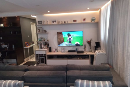 Apartamento à venda com 3 suítes em Vila Suzana, São Paulo, SP