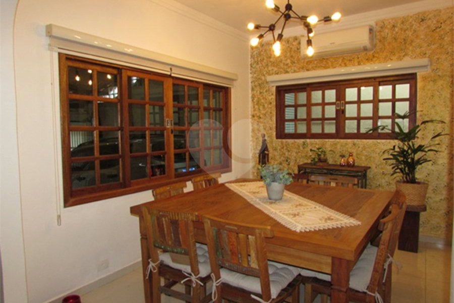 Casa Térrea à venda com 4 quartos, sendo 3 suítes, em Mandaqui, São Paulo, SP