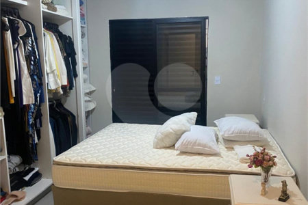 Casa à venda com 3 quartos, sendo 2 suítes, no condomínio Terras da Estância, Paulínia - SP