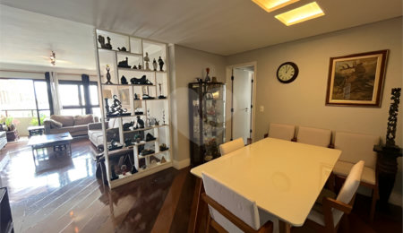 Apartamento à venda com 3 quartos, sendo 1 suíte, em Santo Amaro, São Paulo, SP