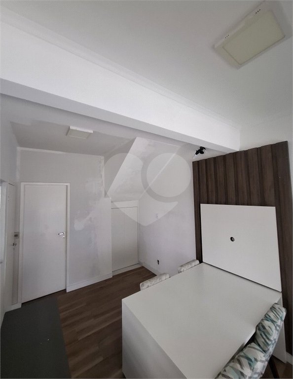 Casa à venda com 6 quartos, sendo 1 suíte,  em Vila Vitória, Mogi das Cruzes, SP