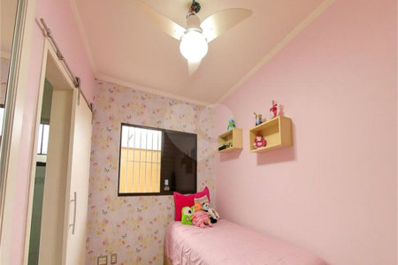 Sobrado à venda com 4 quartos, sendo 3 suítes, em Vila Mazzei, São Paulo, SP