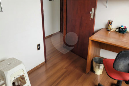 Casa à venda com 3 quartos, sendo 1 suíte, em Vila Tiradentes, São Paulo, SP