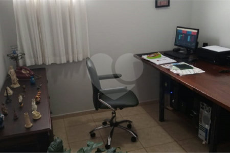 Sobrado à venda com 3 quartos, sendo 1 suíte,  em Retiro das Fontes, Atibaia, SP