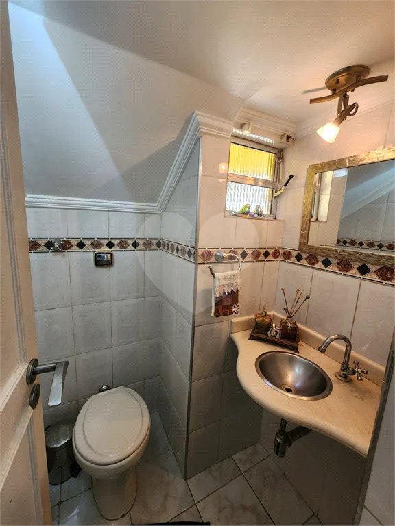 Sobrado à venda com 3 quartos, sendo 1 suíte, em Jardim Franca, São Paulo, SP
