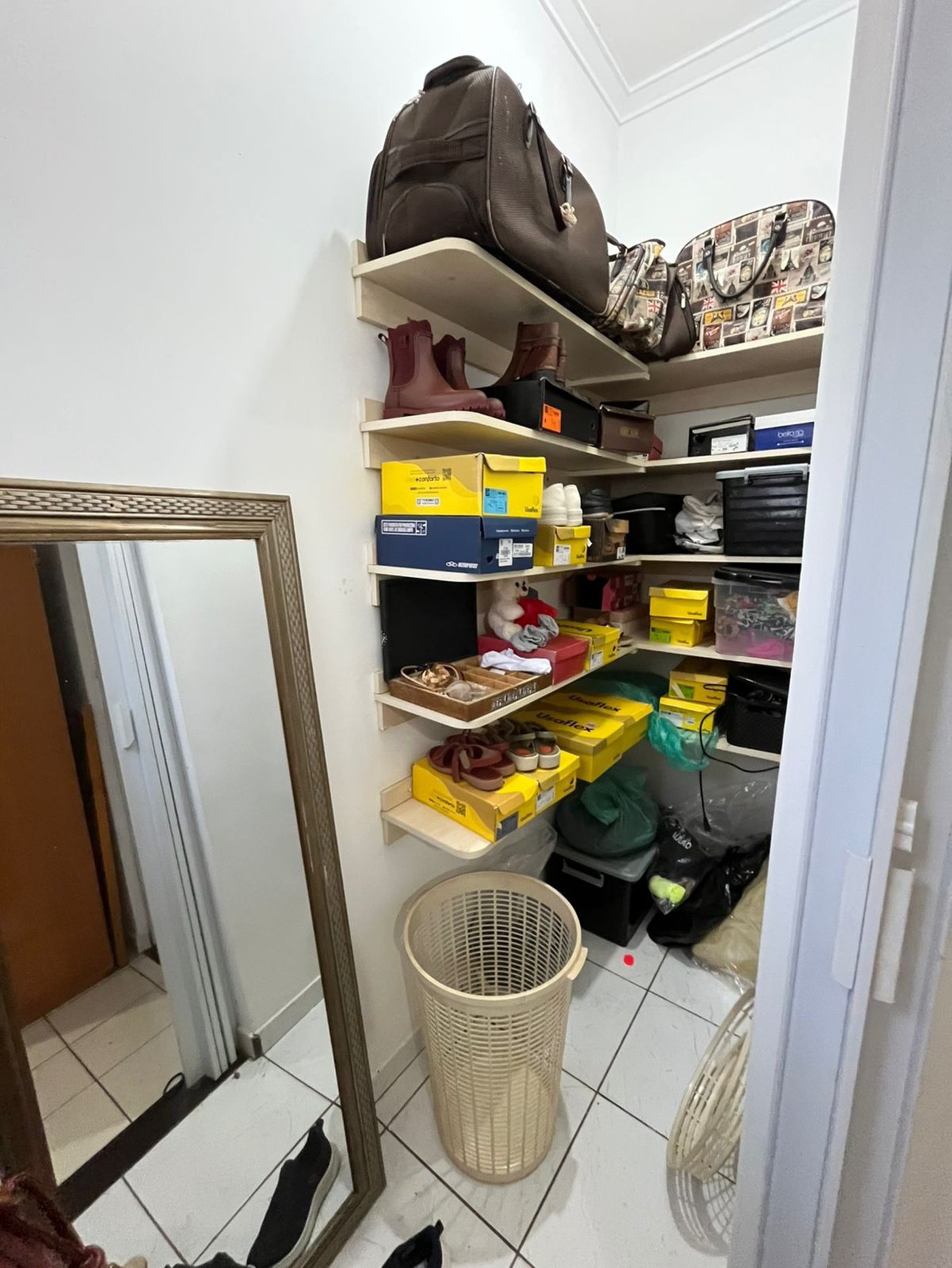 Casa à venda com 3 quartos, sendo 1 suíte,  em Jardim Primaveril, Três Lagoas, MS