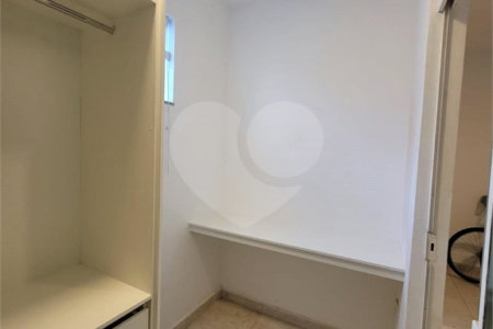 Apartamento para alugar com 2 quartos em Miguel Couto, Cabo Frio, RJ