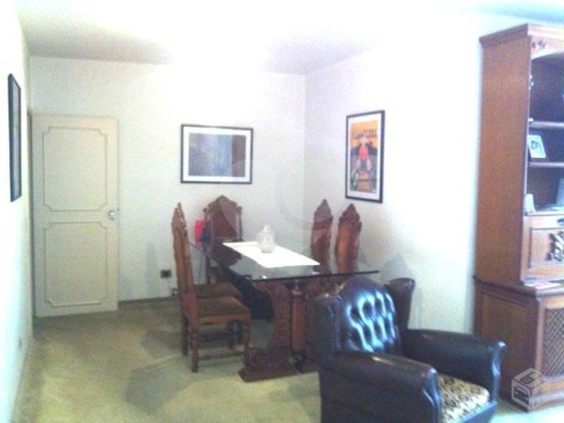 Apartamento à venda com 3 quartos, sendo 1 suíte, em Alto da Boa Vista, São Paulo, SP