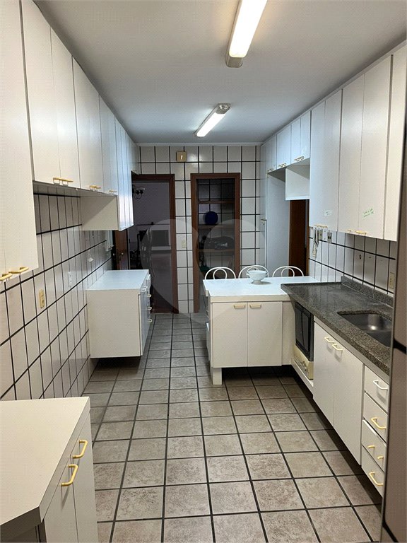 Apartamento à venda com 4 suítes em Vila Uberabinha, São Paulo, SP