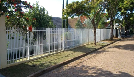 Casa à venda com 3 quartos, sendo 1 suíte, em Bosque, Vinhedo, SP