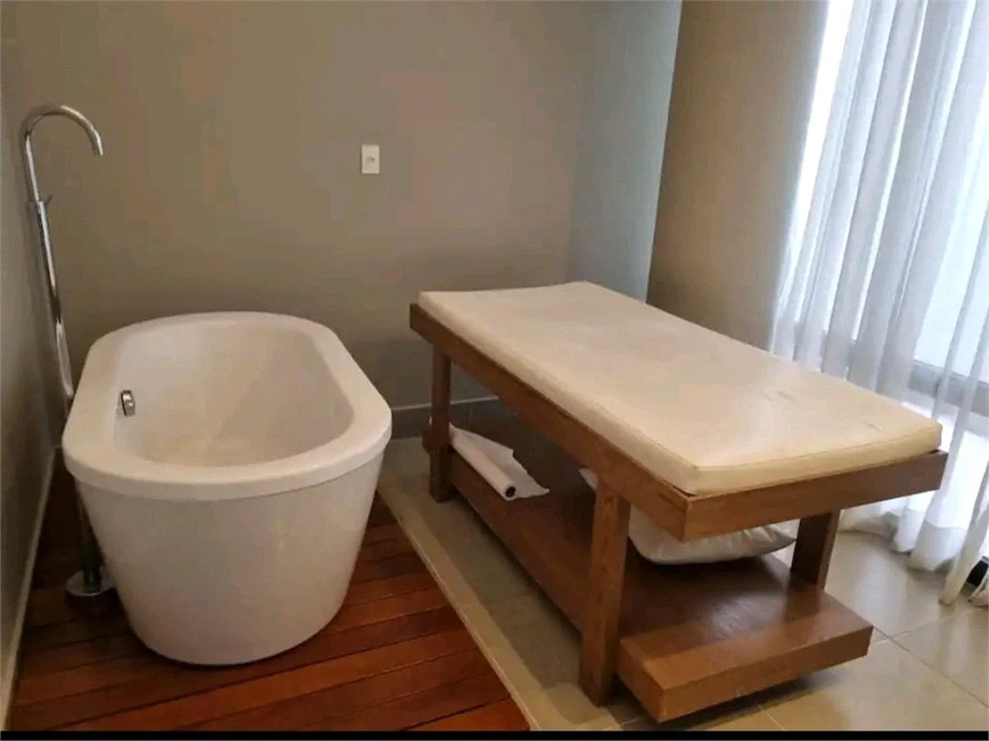 Apartamento à venda com 2 quartos, sendo 1 suíte, em Pinheiros, São Paulo, SP