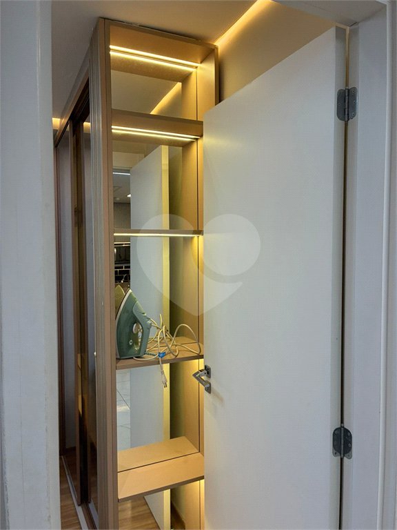 Apartamento à venda com 2 quartos em Santo Amaro, São Paulo, SP