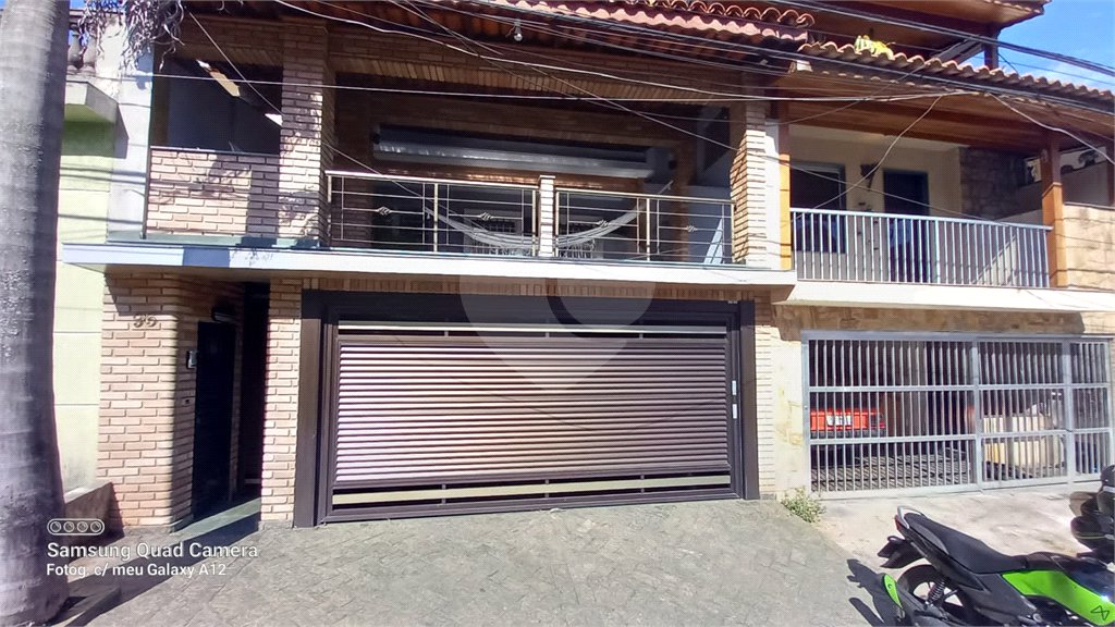 Sobrado à venda com 4 quartos, sendo 1 suíte, em Tremembé, São Paulo, SP