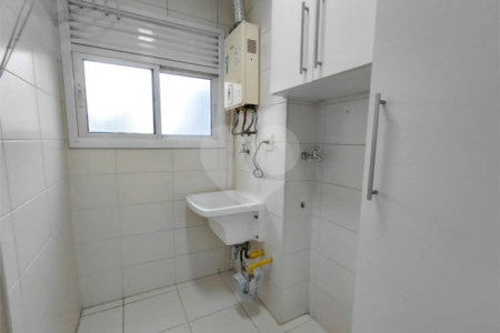 Apartamento à venda com 2 quartos, sendo 1 suíte, em Pinheiros, São Paulo, SP
