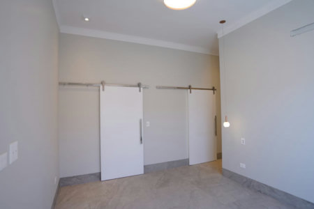 Casa à venda com 4 quartos, sendo 1 suíte, em Parque Residencial Mart Ville, Presidente Prudente, SP