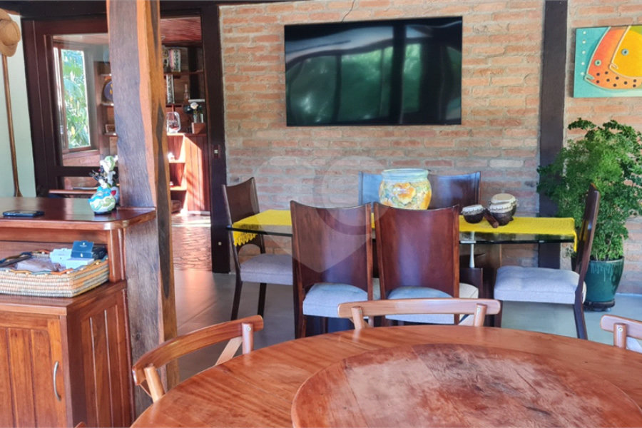 Casa à venda com 4 suítes em Serra da Cantareira, Mairiporã, SP