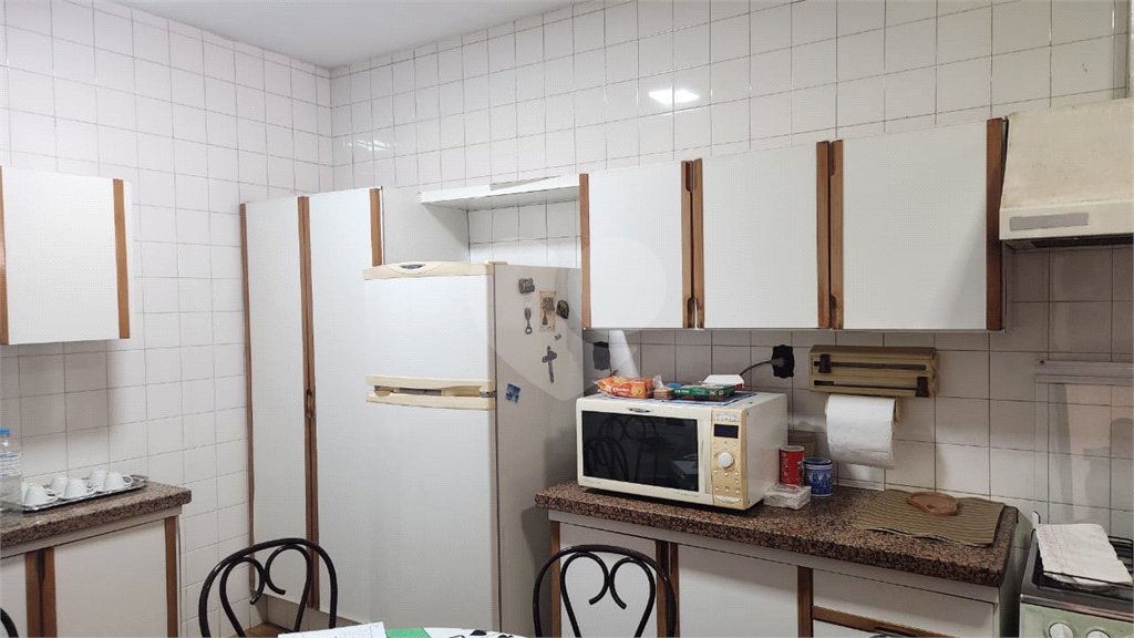 Casa à venda com 3 quartos, sendo 1 suíte, no Centro, Araraquara, SP