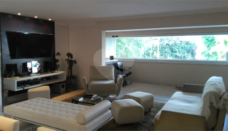 Apartamento à venda com 3 suítes em Jardim Londrina, São Paulo, SP