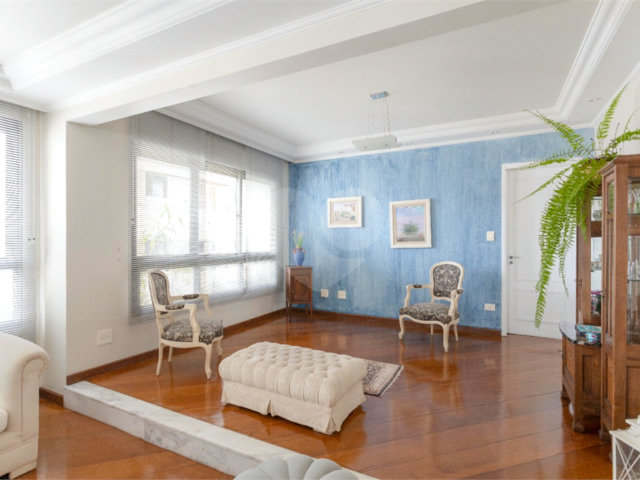 Apartamento à venda com 4 quartos, sendo 2 suítes,  em Santana, São Paulo, SP