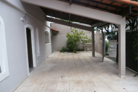 Sobrado à venda ou para alugar com 4 quartos, sendo 1 suíte,  em Vila Butantã, São Paulo, SP