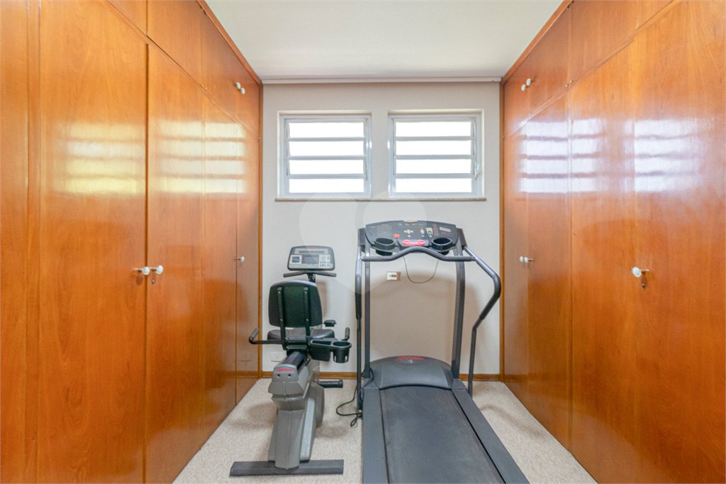 Casa Térrea à venda com 4 quartos, sendo 2 suítes, em Alto de Pinheiros, São Paulo, SP