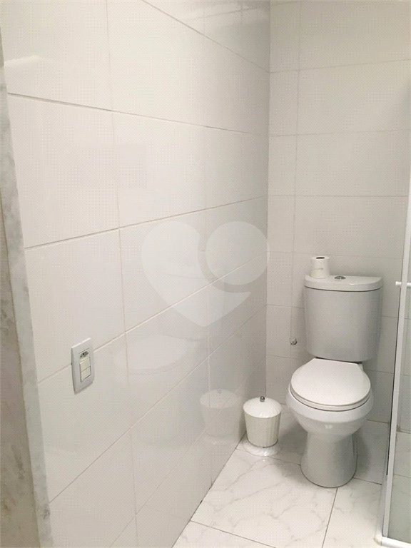 Sobrado à venda com 3 suítes em Vila Nivi, São Paulo, SP