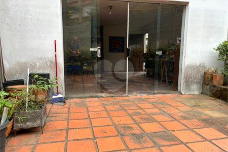 Sobrado à venda com 3 quartos, sendo 1 suíte, em Jardim Colombo, São Paulo, SP