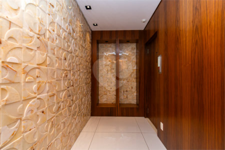 Apartamento à venda com 3 suítes em Vila Nova Conceição, São Paulo, SP