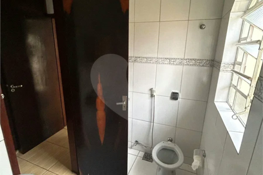 Excelente sobrado para comércio ou residência na Vila Santa Catarina