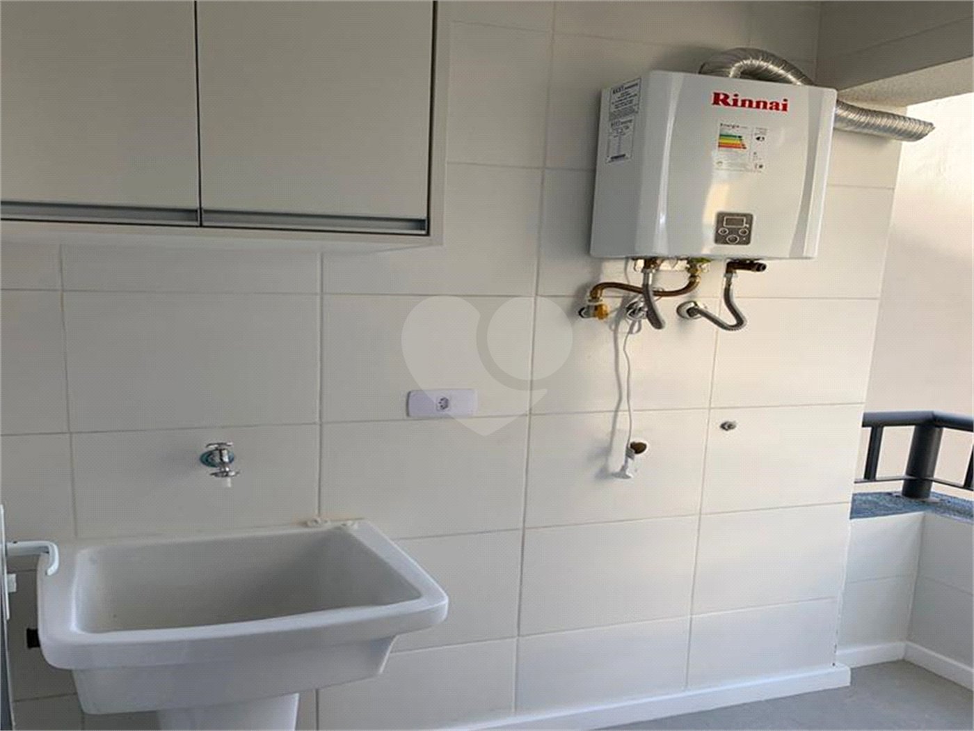 A Passos do Metrô Oscar Freire! Apartamento com Infraestrutura Completa na Rua Lisboa.