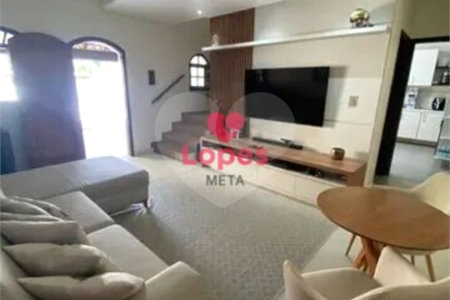 Casa à venda com 2 suítes em Jardim das Indústrias, São José dos Campos, SP