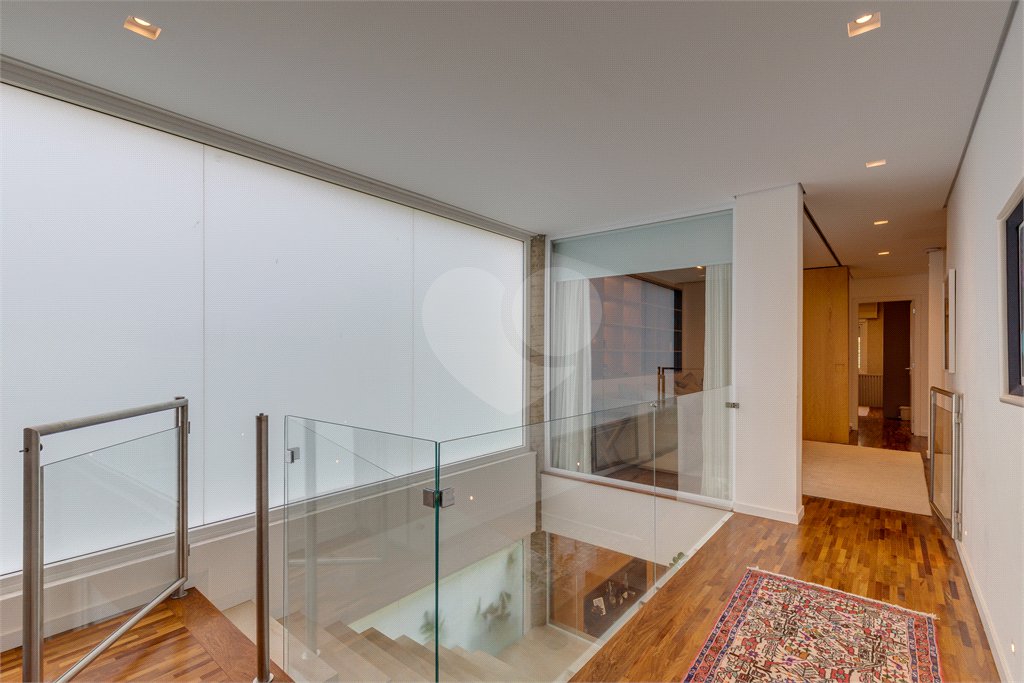 Casa à venda com 3 suítes no condomínio Residencial Canumã, São Paulo - SP