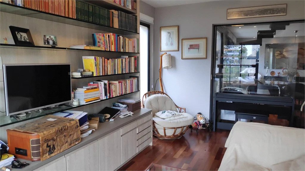 Apartamento à venda com 2 suítes em Vila Progredior, São Paulo, SP