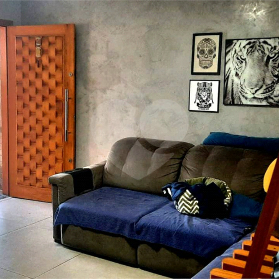 Sobrado à venda com 5 quartos, sendo 3 suítes, em Vila Medeiros, São Paulo, SP