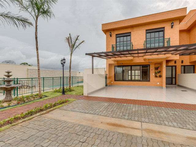 Casa à venda com 4 suítes no condomínio Collina Di Fiori, São Paulo - SP
