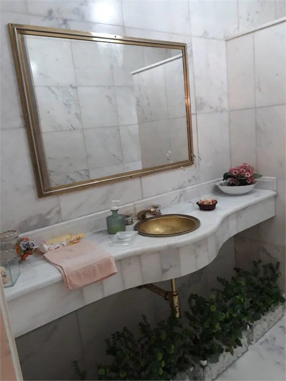 Casa à venda ou para alugar com 5 suítes em Jardim Leonor, São Paulo, SP