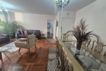 Apartamento à venda com 3 quartos, sendo 1 suíte, em Itaim Bibi, São Paulo, SP
